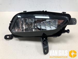 Gebruikte Mistlamp rechts-voor Opel Astra K 1.4 Turbo 16V Prijs € 49,99 Margeregeling aangeboden door Van Gils Automotive