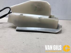 Gebruikte Deurslot Mechaniek 4Deurs links-achter Tesla Model 3 Long Range, Performance AWD Prijs € 60,00 Margeregeling aangeboden door Van Gils Automotive