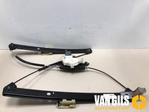 Gebruikte Raammechaniek 4Deurs rechts-voor Audi Q5 (FYB/FYG) 2.0 50 TFSI e 16V Quattro Prijs € 65,00 Margeregeling aangeboden door Van Gils Automotive