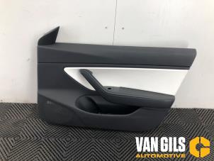 Gebruikte Deurbekleding 4Deurs rechts-voor Tesla Model 3 Long Range, Performance AWD Prijs € 100,00 Margeregeling aangeboden door Van Gils Automotive