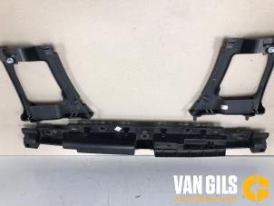 Gebruikte Bumperframe achter Citroen Jumpy ë-Jumpy Prijs op aanvraag aangeboden door Van Gils Automotive