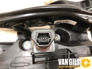 Gebruikte Rempedaal Tesla Model 3 Long Range, Performance AWD Prijs € 75,00 Margeregeling aangeboden door Van Gils Automotive