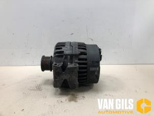 Gebruikte Dynamo Mercedes V (638.2) V-220 2.2 CDI 16V Prijs € 55,00 Margeregeling aangeboden door Van Gils Automotive