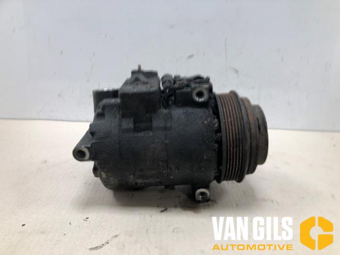Gebruikte Aircopomp Mercedes V (638.2) V-220 2.2 CDI 16V Prijs € 35,00 Margeregeling aangeboden door Van Gils Automotive