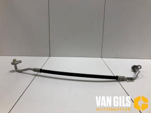 Gebruikte Airco Leiding Volvo XC40 (XZ) Recharge 70 kWh Prijs € 30,00 Margeregeling aangeboden door Van Gils Automotive