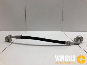 Gebruikte Airco Leiding Volvo XC40 (XZ) Recharge 70 kWh Prijs € 60,00 Margeregeling aangeboden door Van Gils Automotive