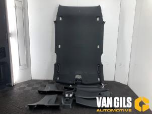 Gebruikte Hemelbekleding Volvo XC40 (XZ) Recharge 70 kWh Prijs € 299,00 Margeregeling aangeboden door Van Gils Automotive