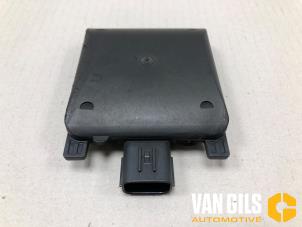 Gebruikte Dode hoek sensor Volvo XC40 (XZ) Recharge 70 kWh Prijs € 249,95 Margeregeling aangeboden door Van Gils Automotive