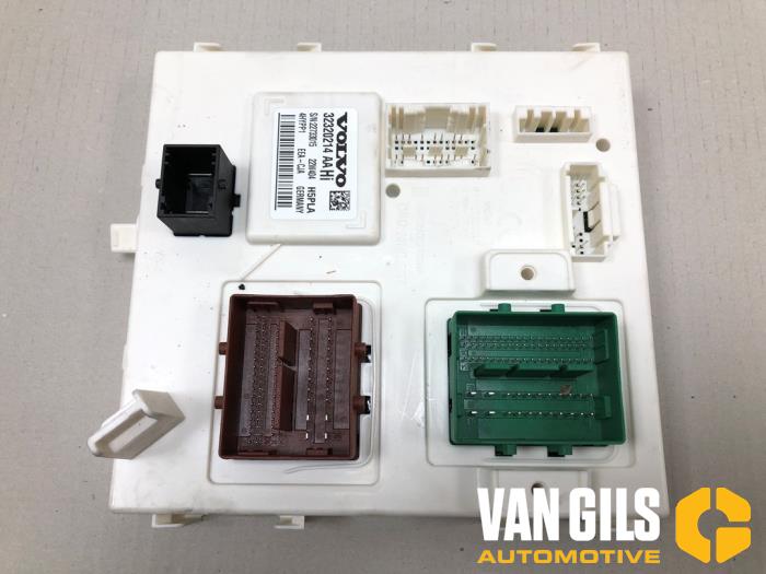 Gebruikte Computer Body Control Volvo XC40 (XZ) Recharge 70 kWh Prijs € 125,00 Margeregeling aangeboden door Van Gils Automotive