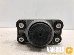 Gebruikte Motorrubber Landrover Range Rover Sport (LW) 3.0 TDV6 Prijs op aanvraag aangeboden door Van Gils Automotive