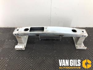 Gebruikte Bumperframe voor Landrover Range Rover Sport (LW) 3.0 TDV6 Prijs op aanvraag aangeboden door Van Gils Automotive