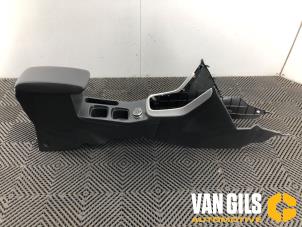 Gebruikte Middenconsoles Suzuki S-Cross Prijs op aanvraag aangeboden door Van Gils Automotive