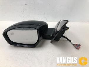 Gebruikte Buitenspiegel links Landrover Discovery Sport (LC) 2.0 TD4 180 16V Prijs € 325,00 Margeregeling aangeboden door Van Gils Automotive