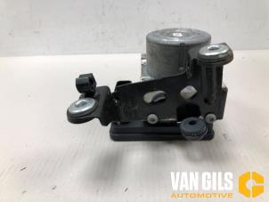 Gebruikte ABS Pomp Landrover Discovery Sport (LC) 2.0 TD4 180 16V Prijs € 350,00 Margeregeling aangeboden door Van Gils Automotive