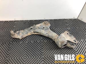Gebruikte Draagarm links-voor Landrover Discovery Sport (LC) 2.0 TD4 180 16V Prijs op aanvraag aangeboden door Van Gils Automotive
