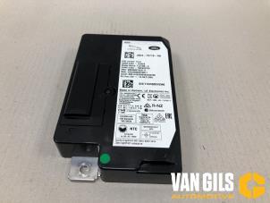 Gebruikte Module Telefoon Landrover Discovery Sport (LC) 2.0 TD4 180 16V Prijs op aanvraag aangeboden door Van Gils Automotive