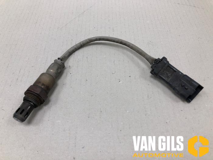 Gebruikte Lambda Sonde Peugeot 2008 (CU) 1.2 12V e-THP PureTech 110 Prijs € 30,00 Margeregeling aangeboden door Van Gils Automotive