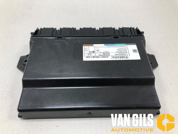Gebruikte Module Bodycontrol Ford Focus 3 Wagon 1.0 Ti-VCT EcoBoost 12V 125 Prijs € 50,00 Margeregeling aangeboden door Van Gils Automotive