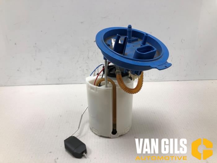 Gebruikte Tank element Pomp Volkswagen T-Cross 1.0 TSI 95 12V Prijs € 49,95 Margeregeling aangeboden door Van Gils Automotive