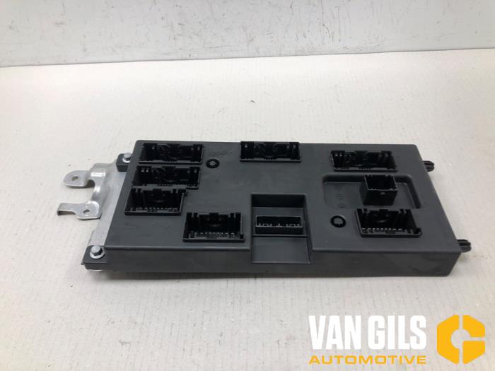 Gebruikte Computer Body Control Landrover Range Rover Sport (L1) 3.0 P440e Prijs € 365,00 Margeregeling aangeboden door Van Gils Automotive