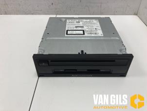 Gebruikte Radio CD Speler Audi A3 Limousine (8VS/8VM) 1.4 TFSI ACT 16V Prijs op aanvraag aangeboden door Van Gils Automotive
