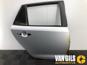 Gebruikte Deur 4Deurs rechts-achter Toyota Corolla Touring Sport (E21/EH1) 2.0 16V Hybrid Prijs op aanvraag aangeboden door Van Gils Automotive