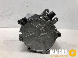 Gebruikte Vacuumpomp (Benzine) Audi A4 Avant (B9) 2.0 40 TFSI Mild hybrid 16V Prijs op aanvraag aangeboden door Van Gils Automotive