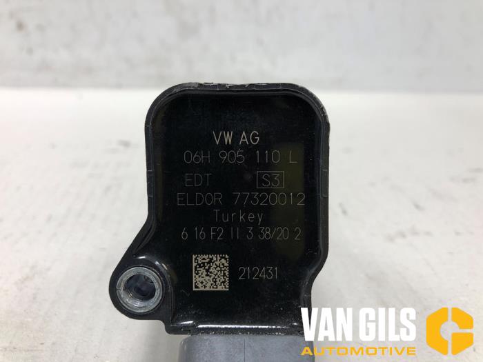 Pen Bobine van een Audi A4 Avant (B9) 2.0 40 TFSI Mild hybrid 16V 2021