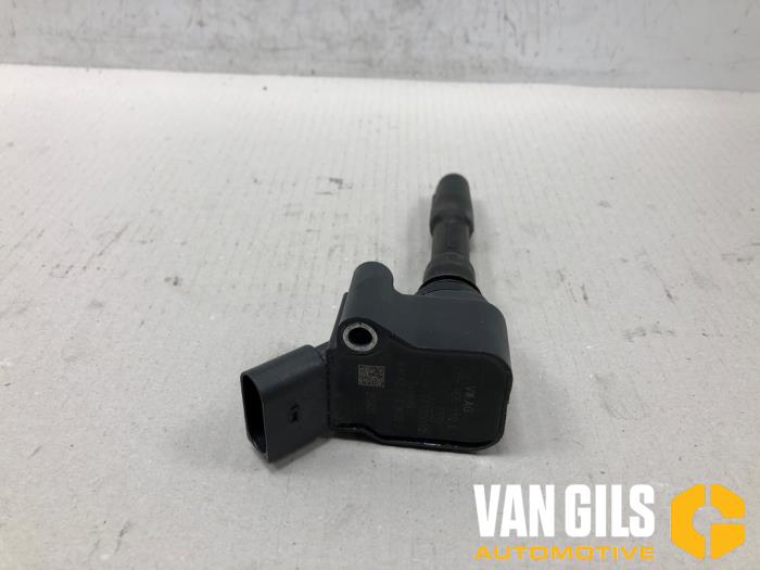 Pen Bobine van een Audi A4 Avant (B9) 2.0 40 TFSI Mild hybrid 16V 2021