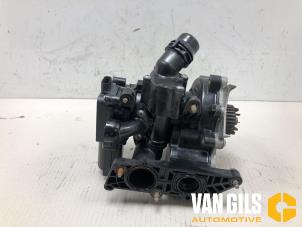 Gebruikte Koelvloeistof pomp Audi A4 Avant (B9) 2.0 40 TFSI Mild hybrid 16V Prijs op aanvraag aangeboden door Van Gils Automotive