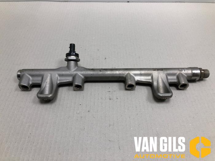 Gebruikte Injector brug Audi A4 Avant (B9) 2.0 40 TFSI Mild hybrid 16V Prijs € 74,95 Margeregeling aangeboden door Van Gils Automotive