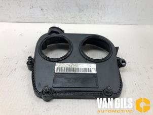 Gebruikte Distributiedeksel Volkswagen Golf VII (AUA) 2.0 GTI 16V Performance Package Prijs op aanvraag aangeboden door Van Gils Automotive