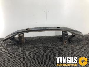 Gebruikte Bumperbalk voor Mercedes Vito (639.7) 2.2 109 CDI 16V Prijs € 125,00 Margeregeling aangeboden door Van Gils Automotive