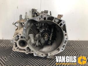 Gebruikte Versnellingsbak Opel Agila (B) 1.2 16V Prijs op aanvraag aangeboden door Van Gils Automotive