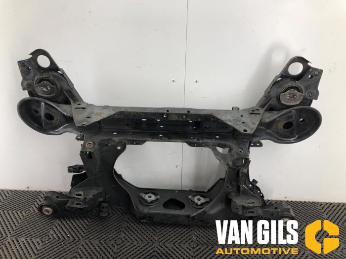 Gebruikte Subframe Volvo XC90 II 2.0 T8 16V Twin Engine AWD Prijs op aanvraag aangeboden door Van Gils Automotive
