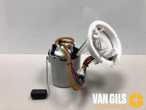 Gebruikte Tank element Pomp Volvo XC90 II 2.0 T8 16V Twin Engine AWD Prijs op aanvraag aangeboden door Van Gils Automotive