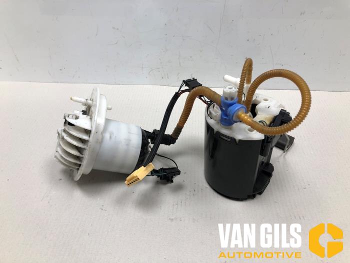 Gebruikte Tank element Pomp Landrover Range Rover Evoque (LVJ/LVS) 2.0 Si4 240 16V 5-drs. Prijs op aanvraag aangeboden door Van Gils Automotive