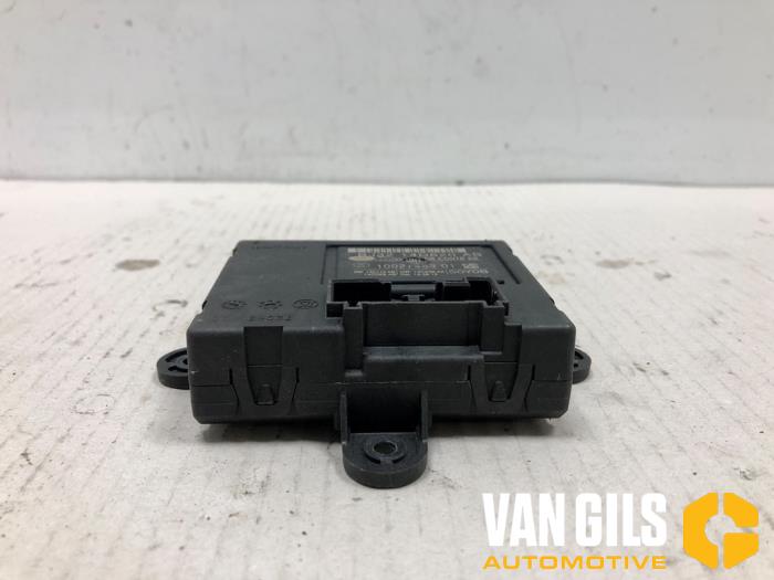 Gebruikte Module Centrale Deurvergrendeling Landrover Range Rover Evoque (LVJ/LVS) 2.0 Si4 240 16V 5-drs. Prijs € 29,95 Margeregeling aangeboden door Van Gils Automotive