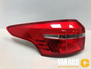 Gebruikte Achterlicht links Ford Focus 3 Wagon 1.0 Ti-VCT EcoBoost 12V 125 Prijs € 129,99 Margeregeling aangeboden door Van Gils Automotive