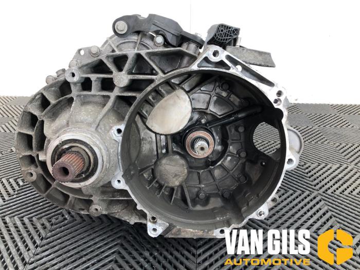 Gebruikte Versnellingsbak Volkswagen Transporter T5 2.0 TDI DRF Prijs € 1.250,00 Margeregeling aangeboden door Van Gils Automotive