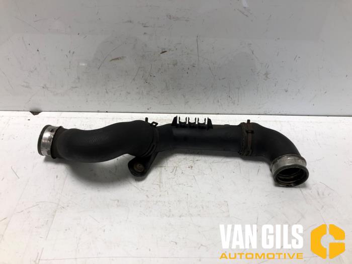 Gebruikte Intercooler Buis Volkswagen Golf VII (AUA) 1.4 TSI 16V Prijs op aanvraag aangeboden door Van Gils Automotive