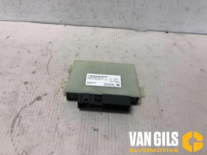 Gebruikte Adblue Computer Mercedes E (W213) E-220d 2.0 Turbo 16V Prijs op aanvraag aangeboden door Van Gils Automotive
