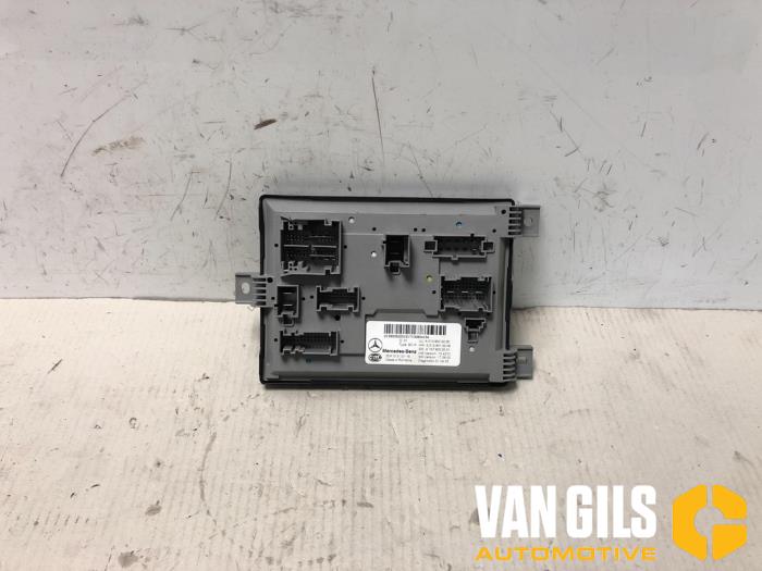 Gebruikte Bodycontrol Module Mercedes E (W213) E-220d 2.0 Turbo 16V Prijs op aanvraag aangeboden door Van Gils Automotive