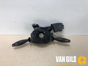 Gebruikte Combischakelaar Stuurkolom Ford Focus 1 Wagon 1.8 16V Prijs € 50,00 Margeregeling aangeboden door Van Gils Automotive