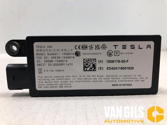 Gebruikte Bluetooth module Tesla Model Y (5YJY) Long Range RWD Prijs op aanvraag aangeboden door Van Gils Automotive