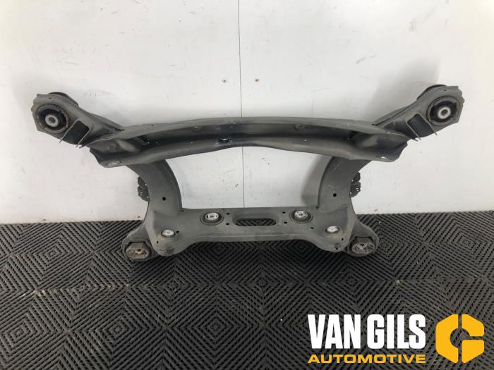 Gebruikte Subframe Mercedes GLC (X253) 2.0 200 16V EQ Boost Prijs € 100,00 Margeregeling aangeboden door Van Gils Automotive