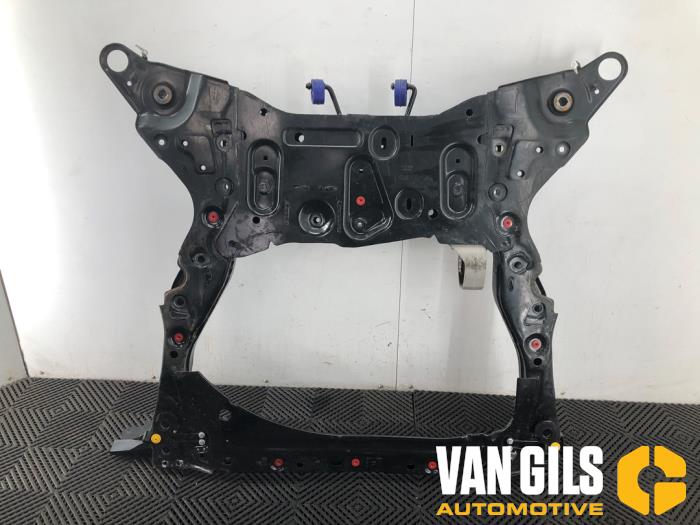Gebruikte Subframe Volvo XC60 II (UZ) 2.0 T6 16V Recharge, Twin Engine AWD Prijs op aanvraag aangeboden door Van Gils Automotive