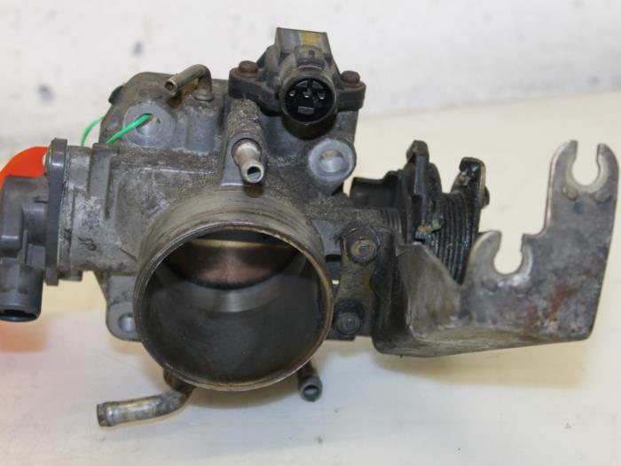 Gebruikte Gasklephuis Honda Accord (CH) 1.8i 16V S,LS Prijs € 65,00 Margeregeling aangeboden door Van Gils Automotive