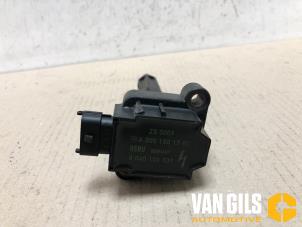 Gebruikte Bobine Mercedes SLK (R170) 2.0 200 K 16V Prijs € 30,00 Margeregeling aangeboden door Van Gils Automotive