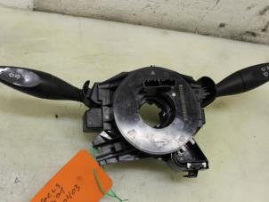 Gebruikte Combischakelaar Stuurkolom Ford Focus 1 1.6 16V Prijs € 50,00 Margeregeling aangeboden door Van Gils Automotive